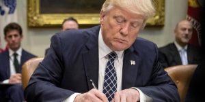 Trump golpea con arancel global del 10%: Colombia en la mira