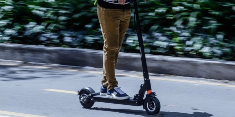 ¡ALERTA NACIONAL! Muertes por patinetas eléctricas se disparan un 700% en Colombia: la silenciosa epidemia que arrasa con ciudadanos